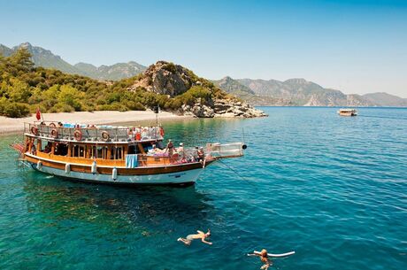 GÜNÜBİRLİK AYVALIK TEKNE TURU