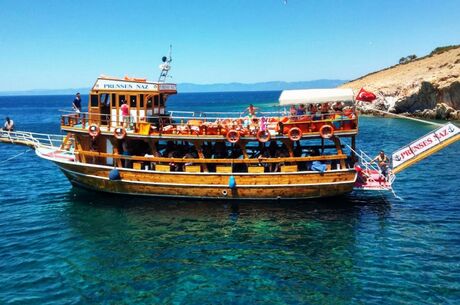 GÜNÜBİRLİK AYVALIK TEKNE TURU